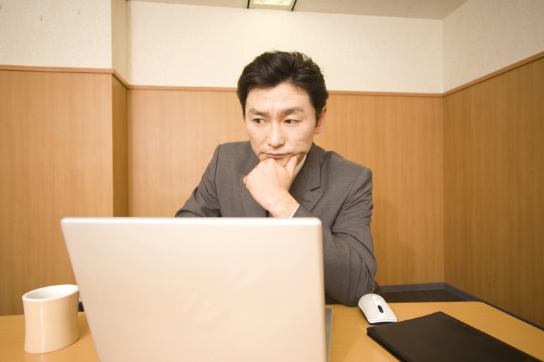 法律相談をためらっている理由